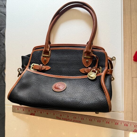 Vintage Dooney & Bourke Pebbled Leather Shoulder Bag Purse Black Tan - Picture 10 of 14